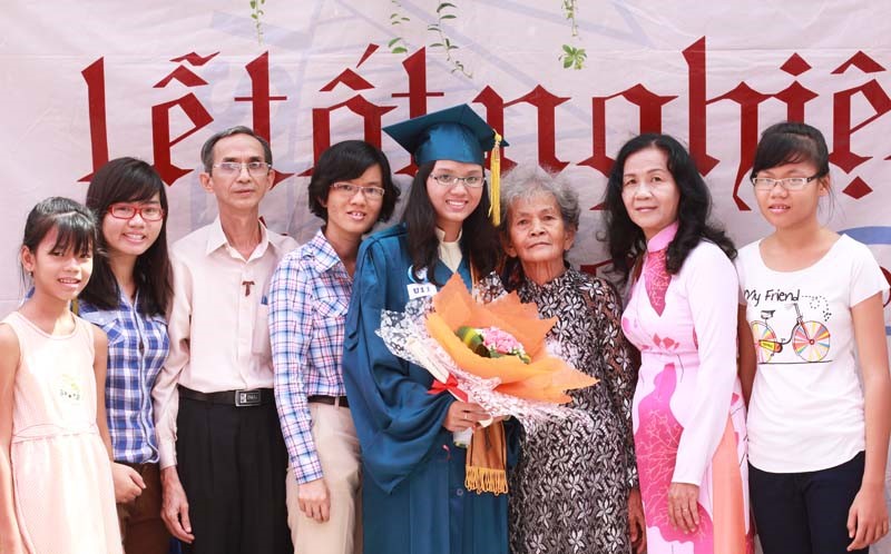 DH van lang cac em mai la cuu sinh vien 05