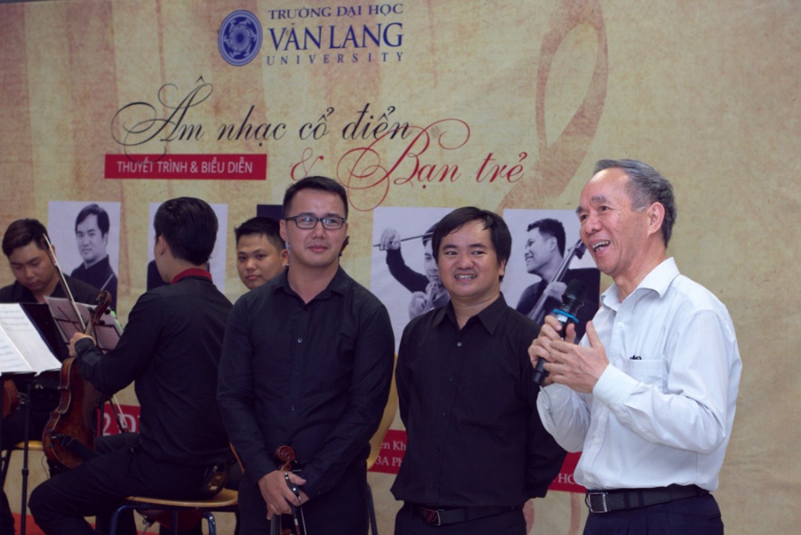 DH van lang den gan hon voi am nhac co dien 08