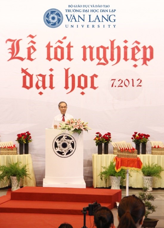 DH van lang khoanh khac van lang tháng 7 01
