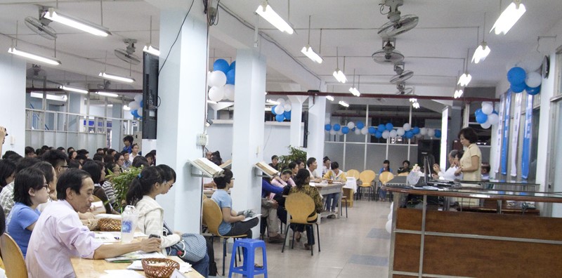 DH van lang thang than minh bach trong tt 01